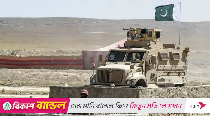 আফগানিস্তানকে ‘ইটের বিনিময়ে পাথর’ দিয়ে জবাবের হুঁশিয়ারি পাকিস্তানের
